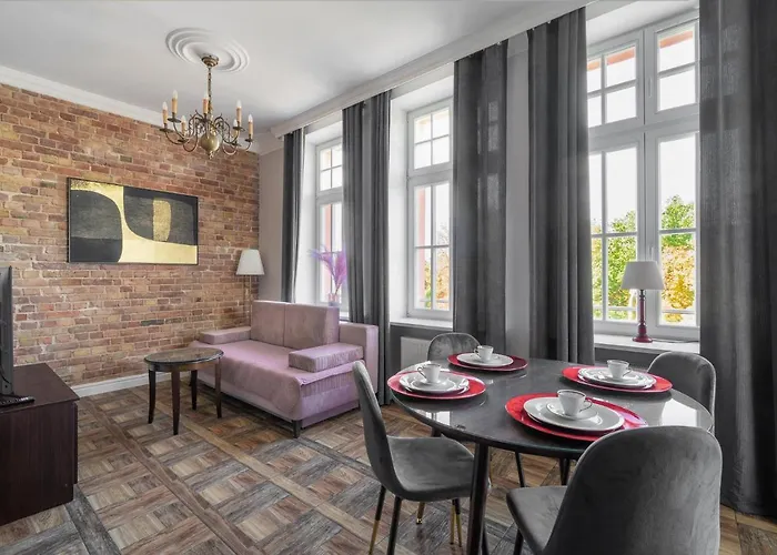 Old Town Comfy Apartment #18